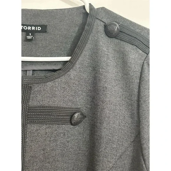 Torrid Womens Blazer 1X Gray Military Style Jacket Cropped Casual  Fall - Picture 7 of 10